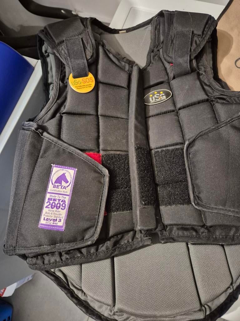 Aangeboden" USG Panel  Body protector, Dieren en Toebehoren, Paardrijkleding, Ophalen, Zo goed als nieuw, Bovenkleding