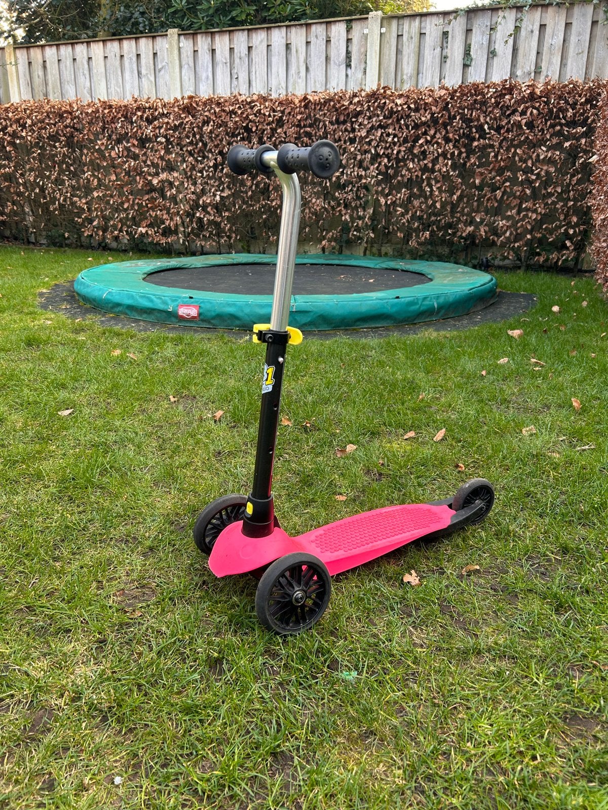 Roze kinderstep met 3 wielen - Gebruikt, Fietsen en Brommers, Ophalen, Gebruikt, Gewone step