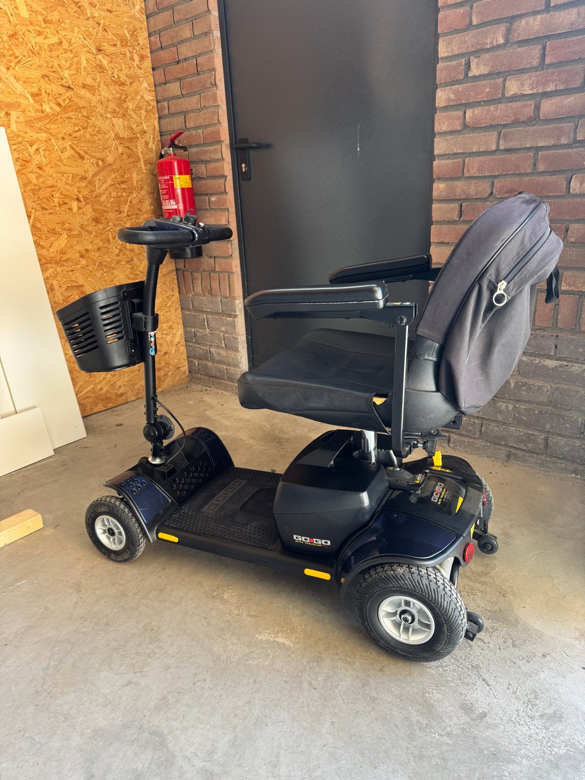 Inklapbare scootmobiel, Diversen, Brommobielen en Scootmobielen, Zo goed als nieuw, Pride, 10 km/u of minder, Ophalen