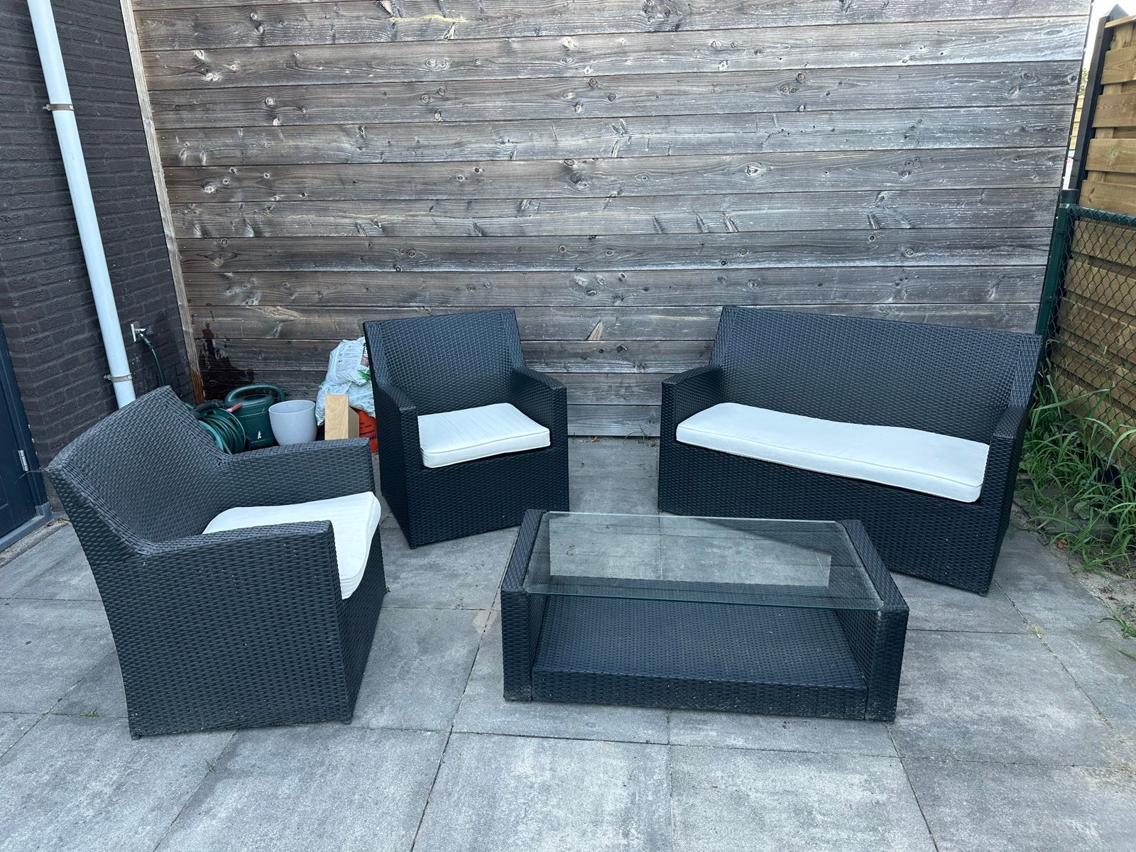 Wicker Loungeset met Glazen Salontafel - Zwart, Tuin en Terras, Tuinsets en Loungesets, Ophalen, 4 zitplaatsen, Gebruikt, Loungeset