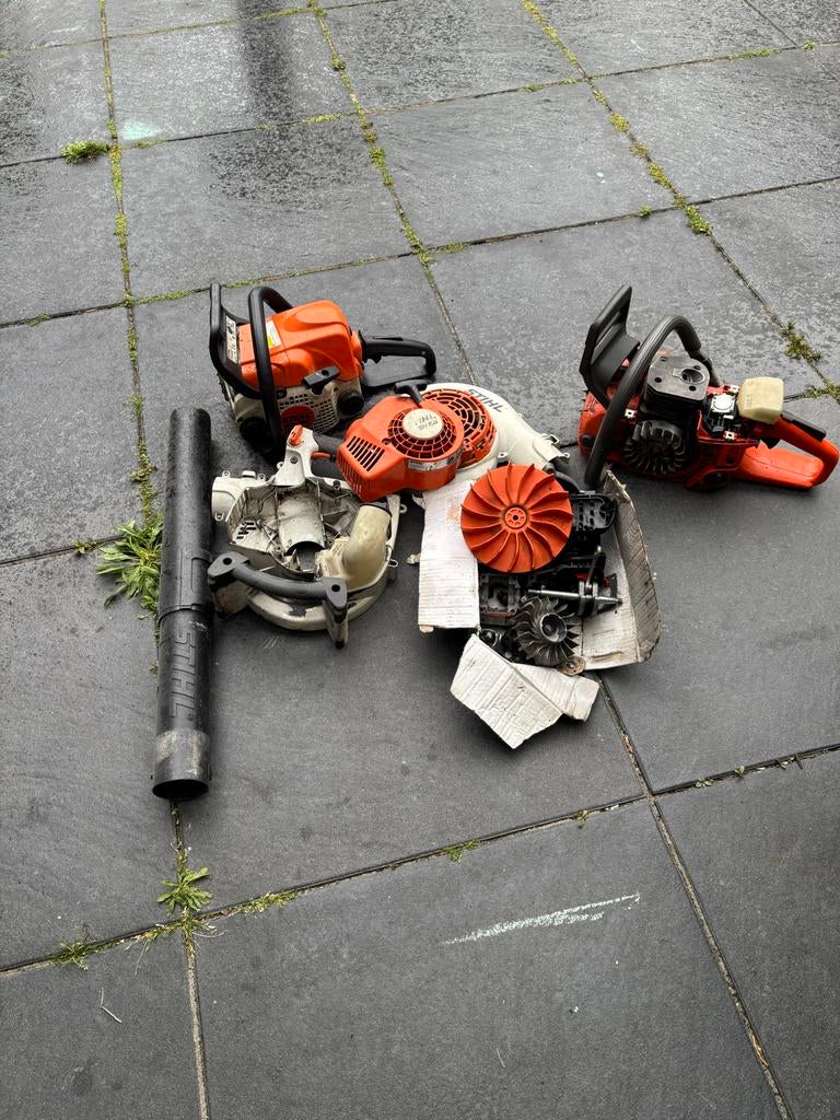 Partij tuinmachines: kettingzagen en bladblazer, Tuin en Terras, Ophalen of Verzenden, Gebruikt