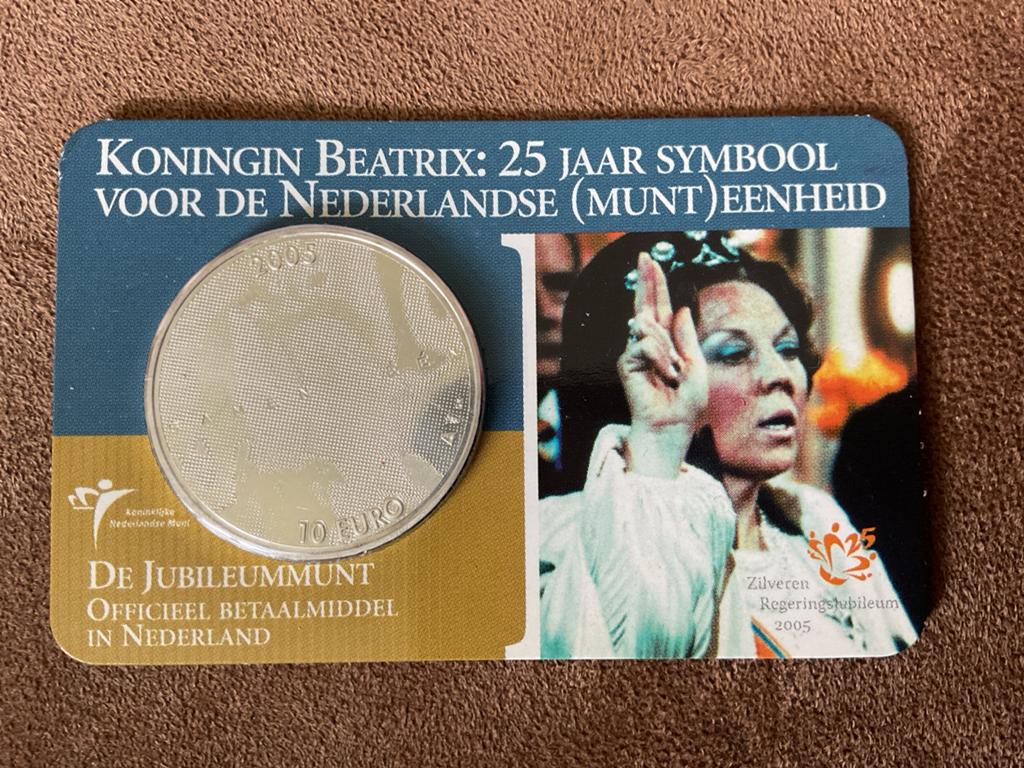 Zilveren 10 Euro Munt Koningin Beatrix Jubileummunt 2005, Postzegels en Munten, Munten | Nederland, Koningin Beatrix, Zilver, Euro's