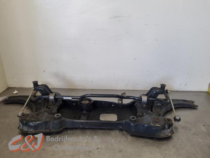 Subframe van een Volkswagen Caddy, Auto-onderdelen, Gebruikt, -, Volkswagen, -