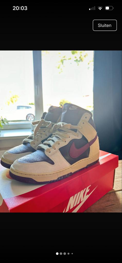 Nike Dunk High '85 Valentine's Day Maat 42, Ophalen of Verzenden, Zo goed als nieuw, Overige kleuren, Sneakers of Gympen