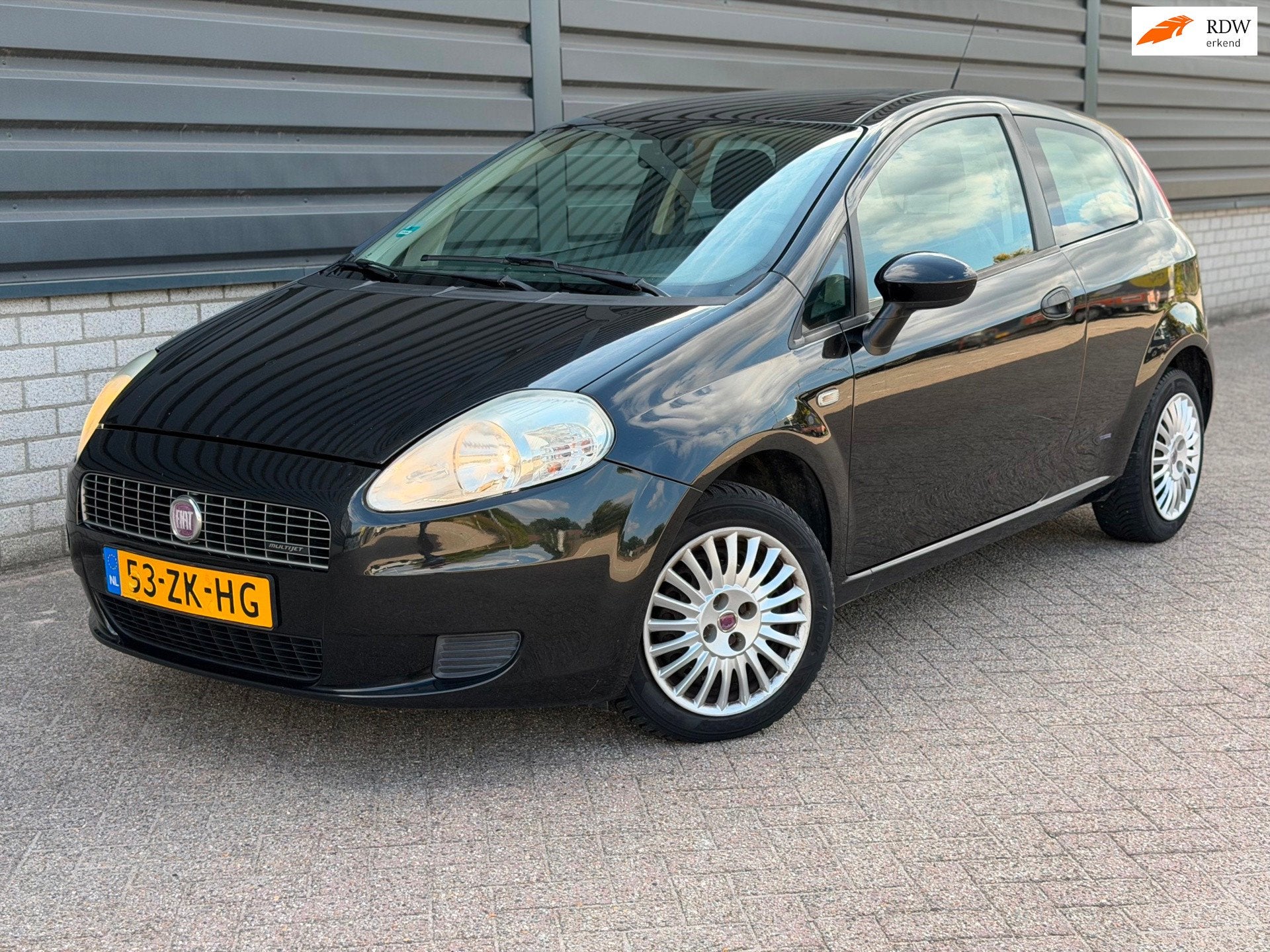 Fiat Grande Punto 1.3 JTD Active airco EXPORT, Auto's, Voorwielaandrijving, Gebruikt, 4 cilinders, 400 kg