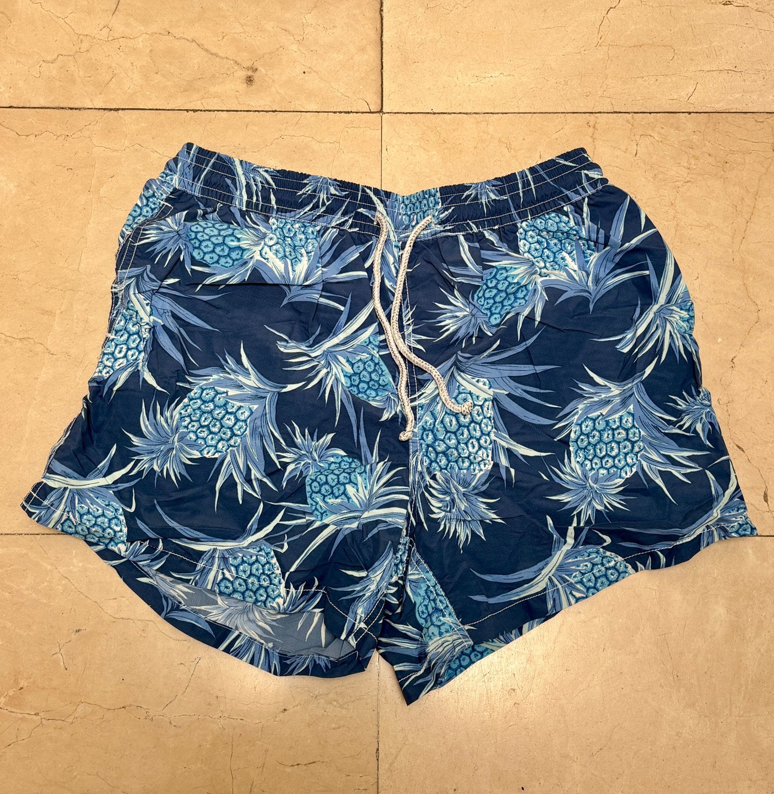 Vilebrequin zwemshorts met ananassen maat XXXL, Kleding | Heren, Badmode en Zwemkleding, Ophalen of Verzenden, Overige maten, Blauw