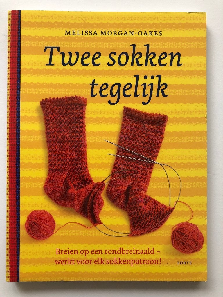 Twee Sokken Tegelijk, Boeken, Hobby en Vrije tijd, Breien en Haken, Verzenden, Melissa Morgan-Oakes, Zo goed als nieuw