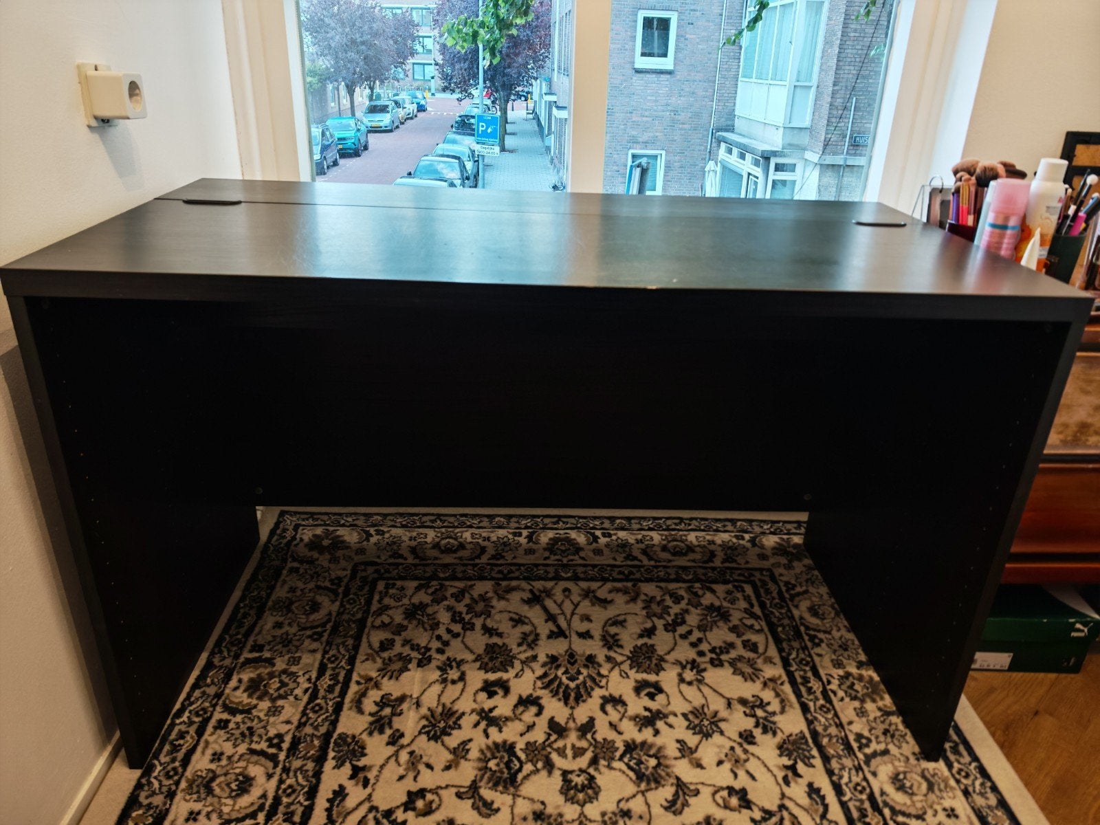 Ikea bureau - donkerbruin/zwart, Ophalen, Gebruikt, IKEA, Zwart