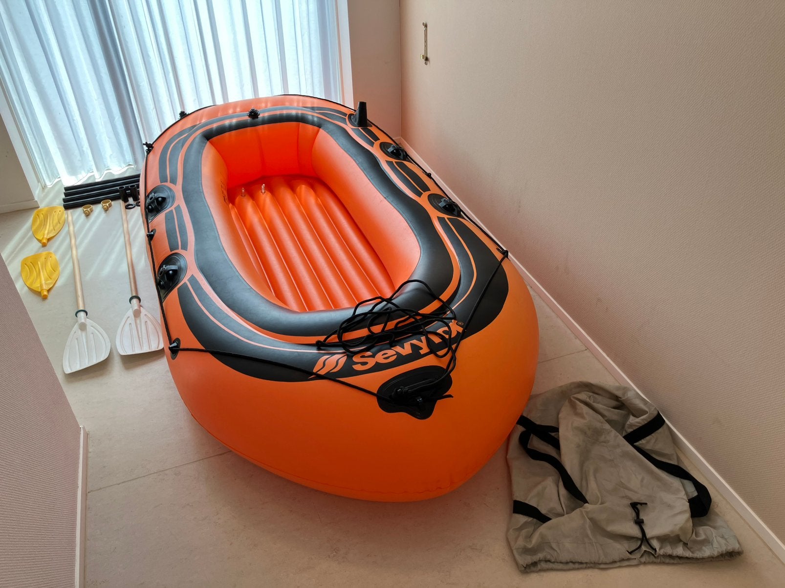 Sevylor oasis KL87 grote opblaasboot. peddels in goede staat, Watersport en Boten, Ophalen, Drie personen of meer, Overige typen