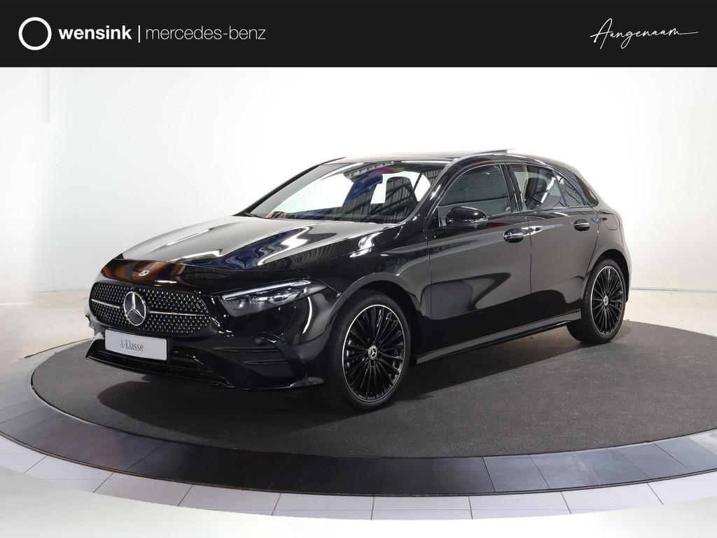 Mercedes-Benz A-Klasse 250 e Business Solution AMG | Panoram, Auto's, Mercedes-Benz, 4 cilinders, Plug-in hybride, Bedrijf, Nieuw