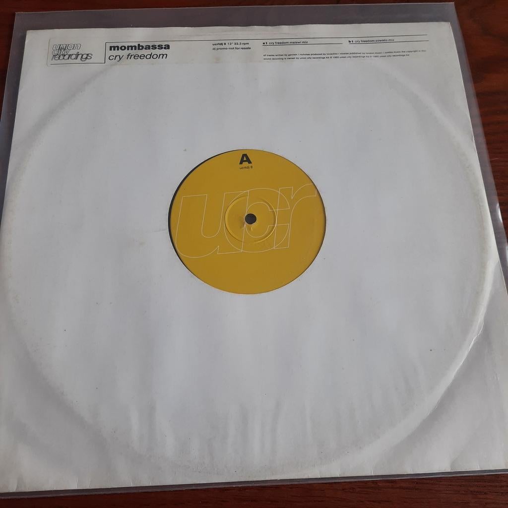 Mombassa - Cry Freedom (DJ Promo) 12 inch vinyl, Gebruikt, 1990 - 1999, Originele persing, Techno of Trance