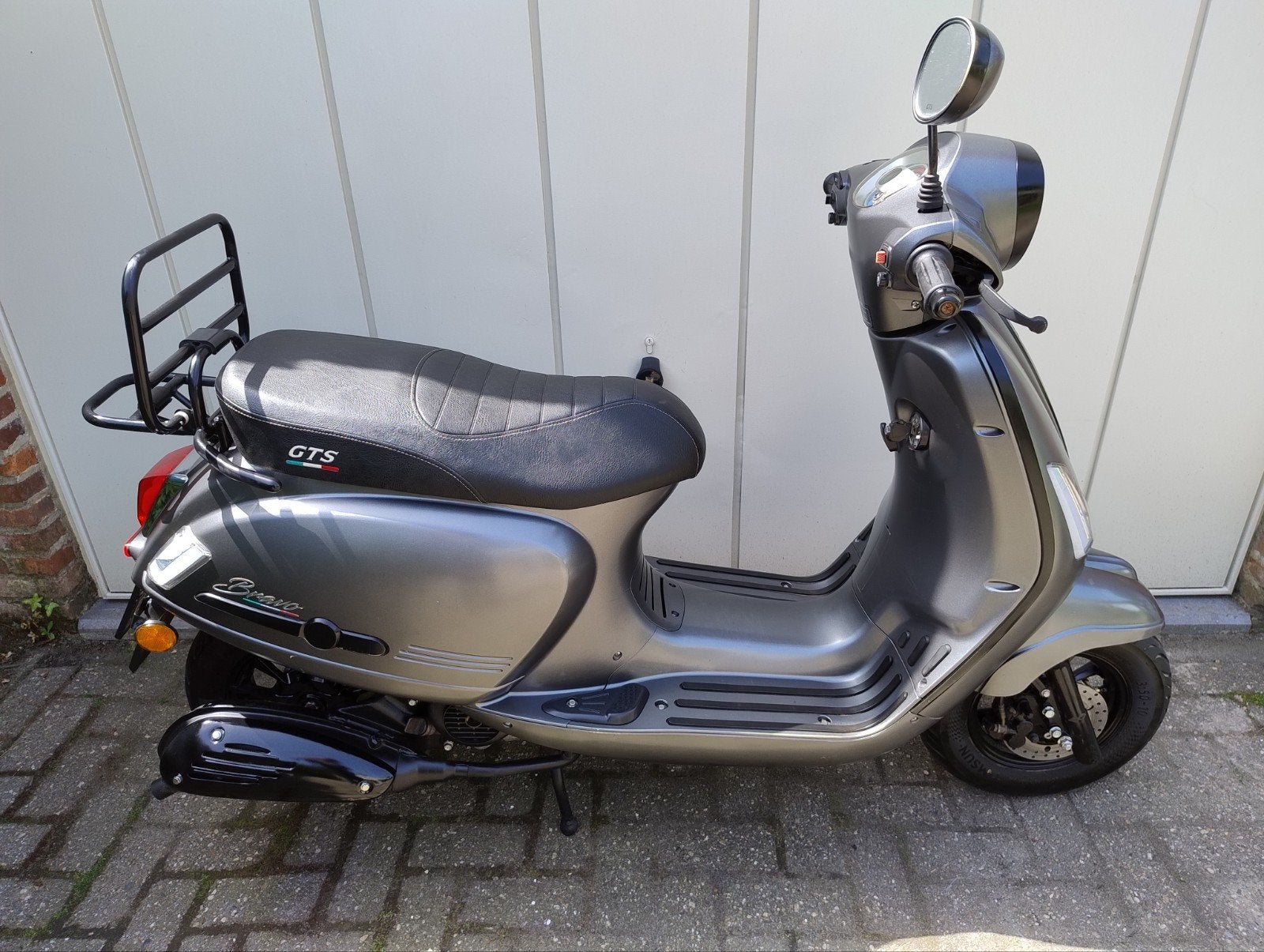 GTS Bravo B-klasse scooter - 2020 - 4702 km, Fietsen en Brommers, Ophalen