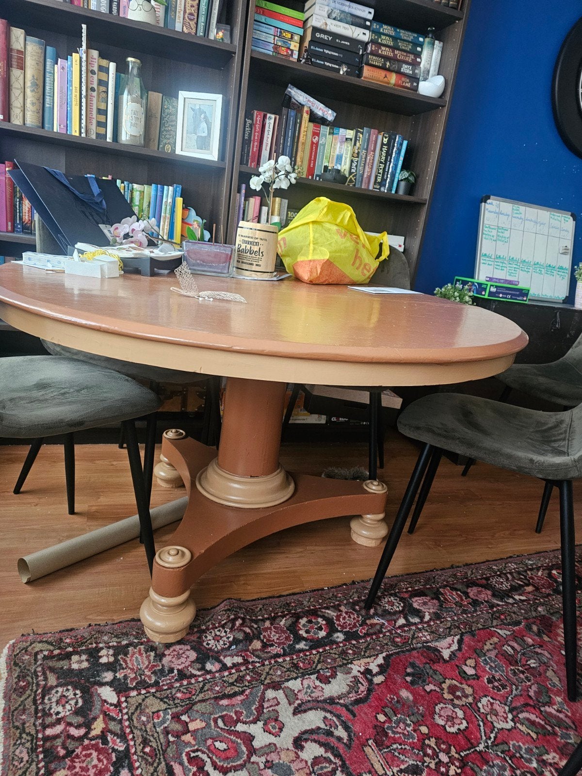 Eettafel zonder stoelen - gratis af te halen, Huis en Inrichting, Ophalen, Gebruikt, Vier personen, Ovaal