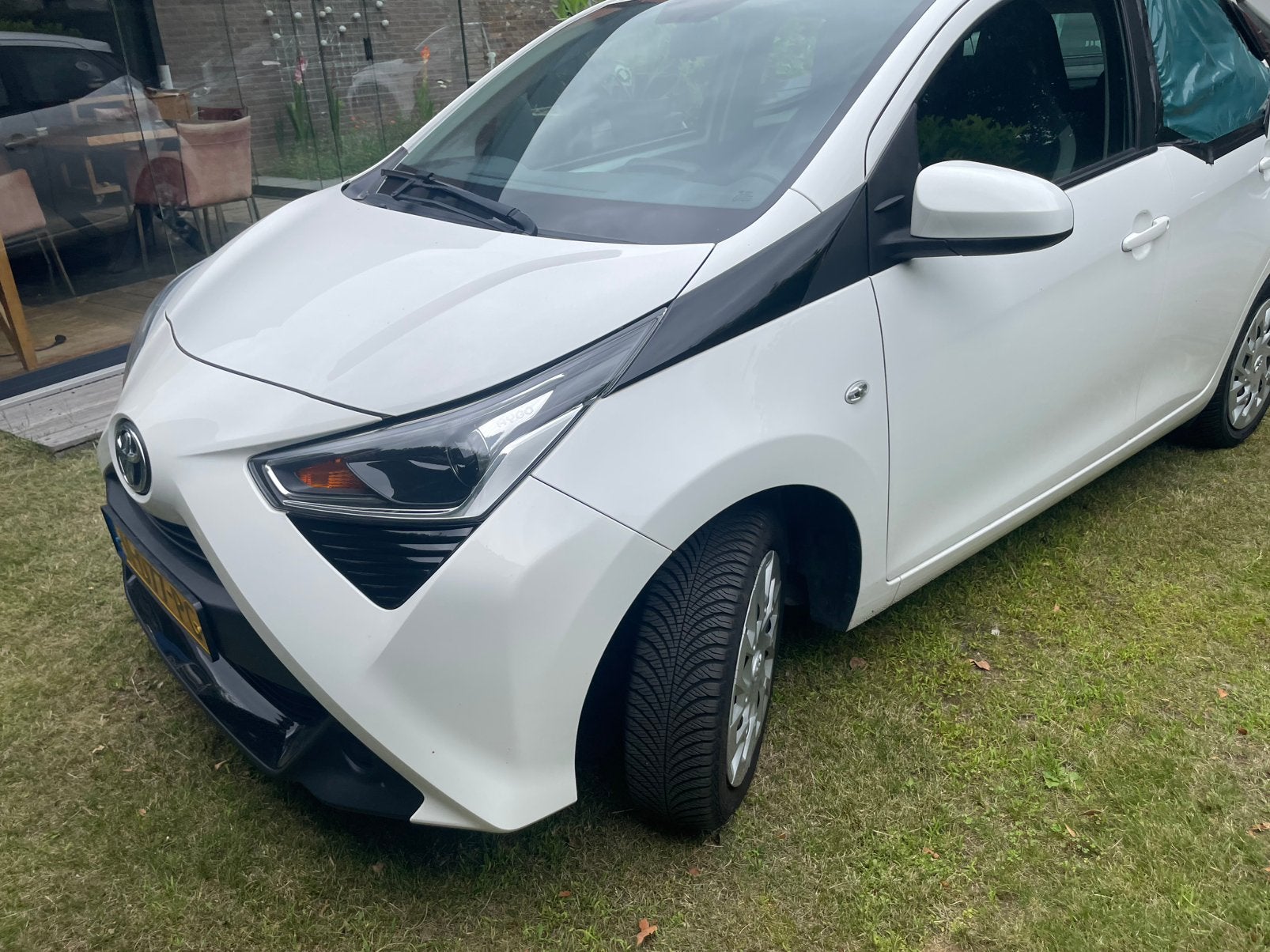 Toyota aygo x play bj 2021 72000 km diefstal schade, Ophalen, Benzine