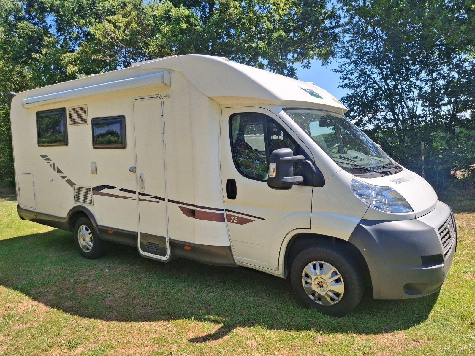 " MCLOUIS - 2011- 96000 KM - AIRCO - QUEENSBED - 130 PK ", Caravans en Kamperen, Afzuigkap, Ringverwarming, Fiat, Bedrijf