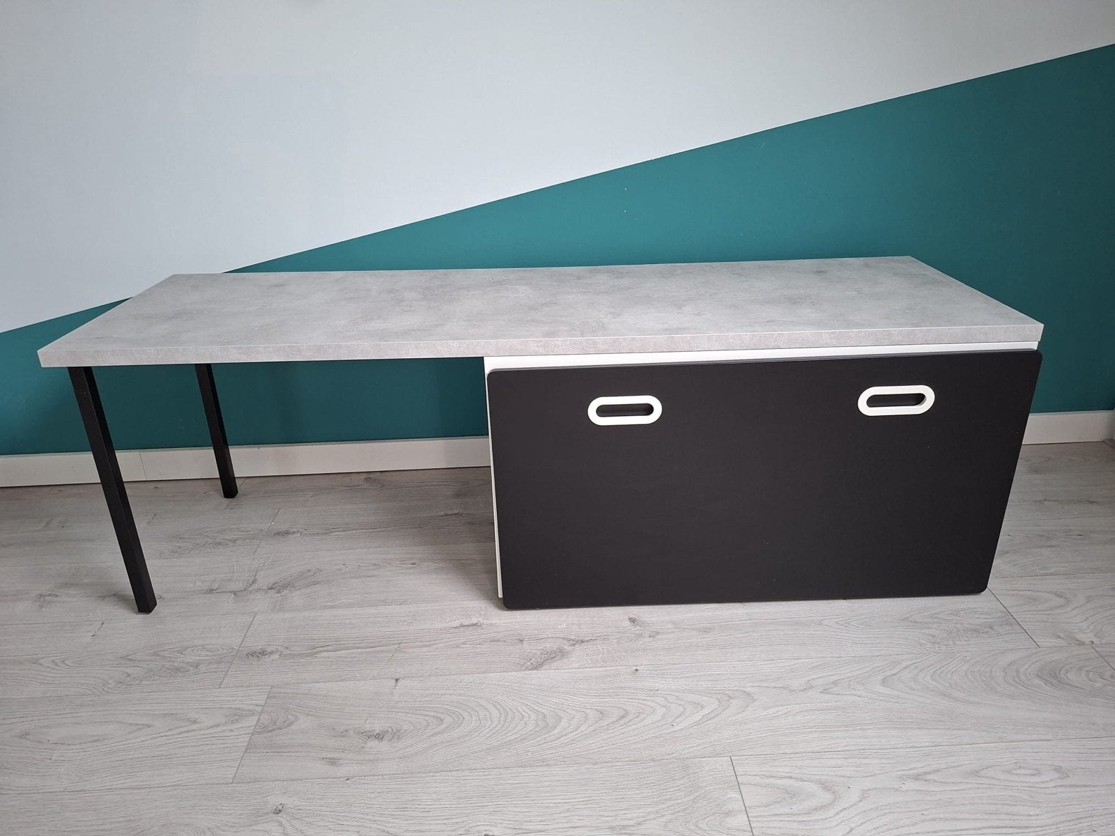 Ikea smastad bureau met zwarte (krijt) opberglade, Ophalen, 160 cm, Met lades, 50 cm