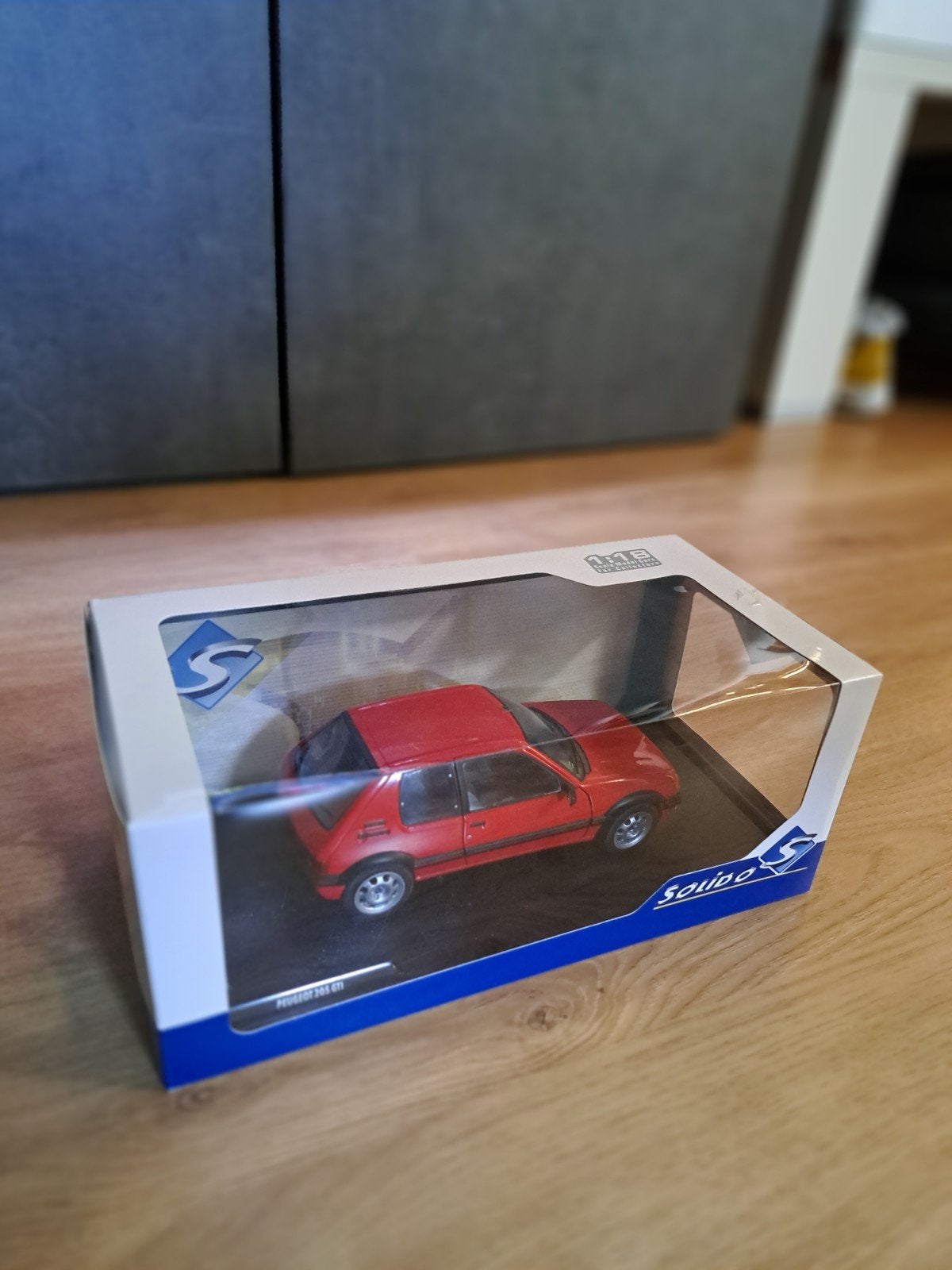 Mooie Peugeot, Ophalen
