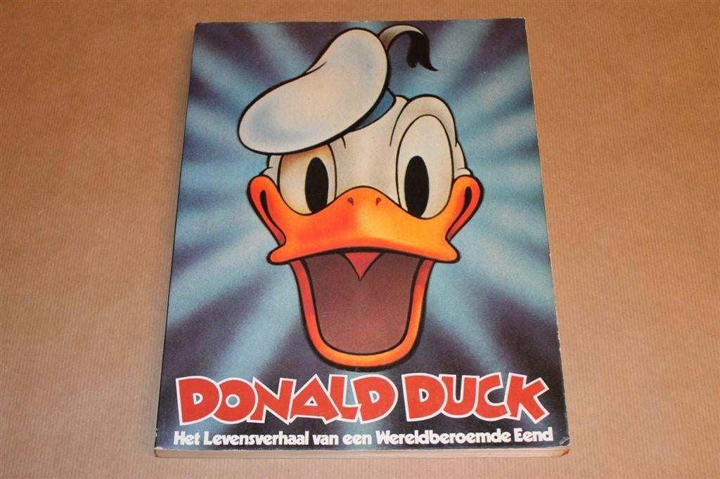 Donald Duck - Het levensverhaal van een wereldberoemde eend, Boeken, Stripboeken, Eén stripboek, Ophalen of Verzenden, Zo goed als nieuw