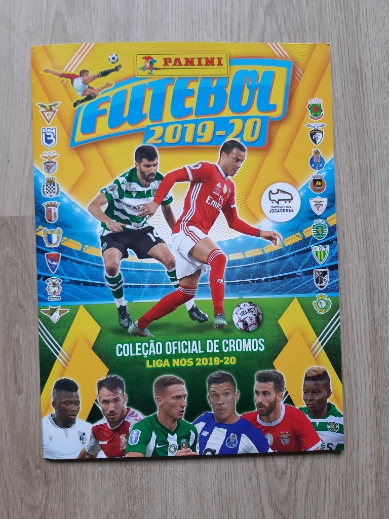 2019 2020 Panini Portuguese football league sticker album, Verzenden, Zo goed als nieuw, Sport