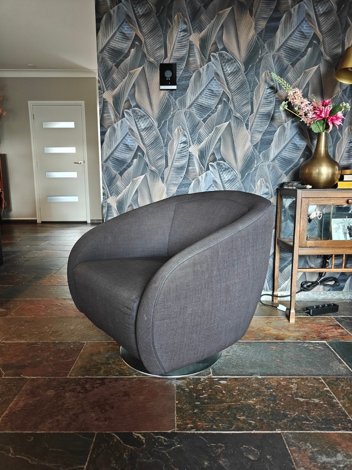 Luxe draaistoel (stof), Ophalen, Eenpersoons, Minder dan 75 cm, Zo goed als nieuw