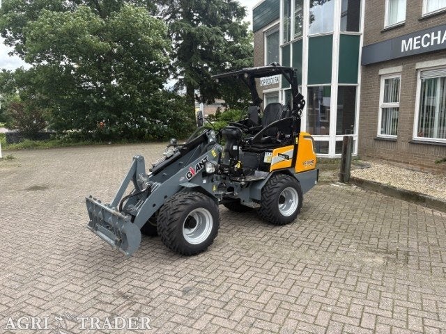 Giant G2300 HD Xtra, Zakelijke goederen, Machines en Bouw | Kranen en Graafmachines, Ophalen, Mechanisatie Raalte B.V., Almelosestraat 40 Raalte