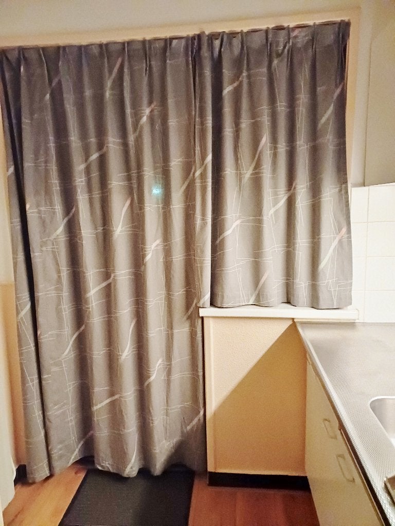 Grijze gordijnen voor deur en raam., Huis en Inrichting, Stoffering | Gordijnen en Lamellen, Ophalen, Gebruikt, Grijs, 200 cm of meer
