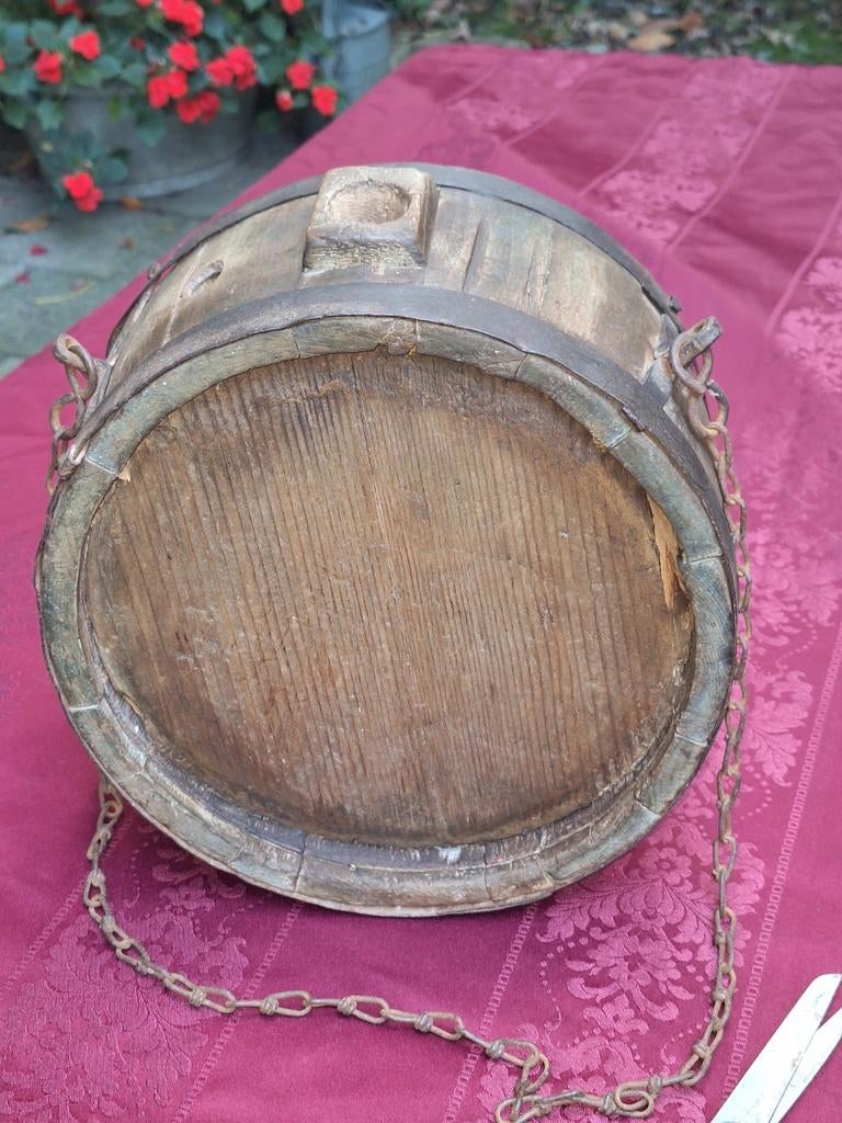 Antieke houten veldfles met metalen banden en ketting, Antiek en Kunst, Ophalen of Verzenden