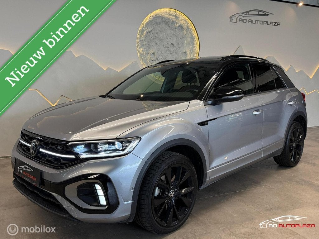 Volkswagen T-Roc 1.5 TSI 3x R-Line Panorama/Keyless/Beats/Bl, Auto's, Volkswagen, Bedrijf, Te koop, T-Roc, ABS, Achteruitrijcamera