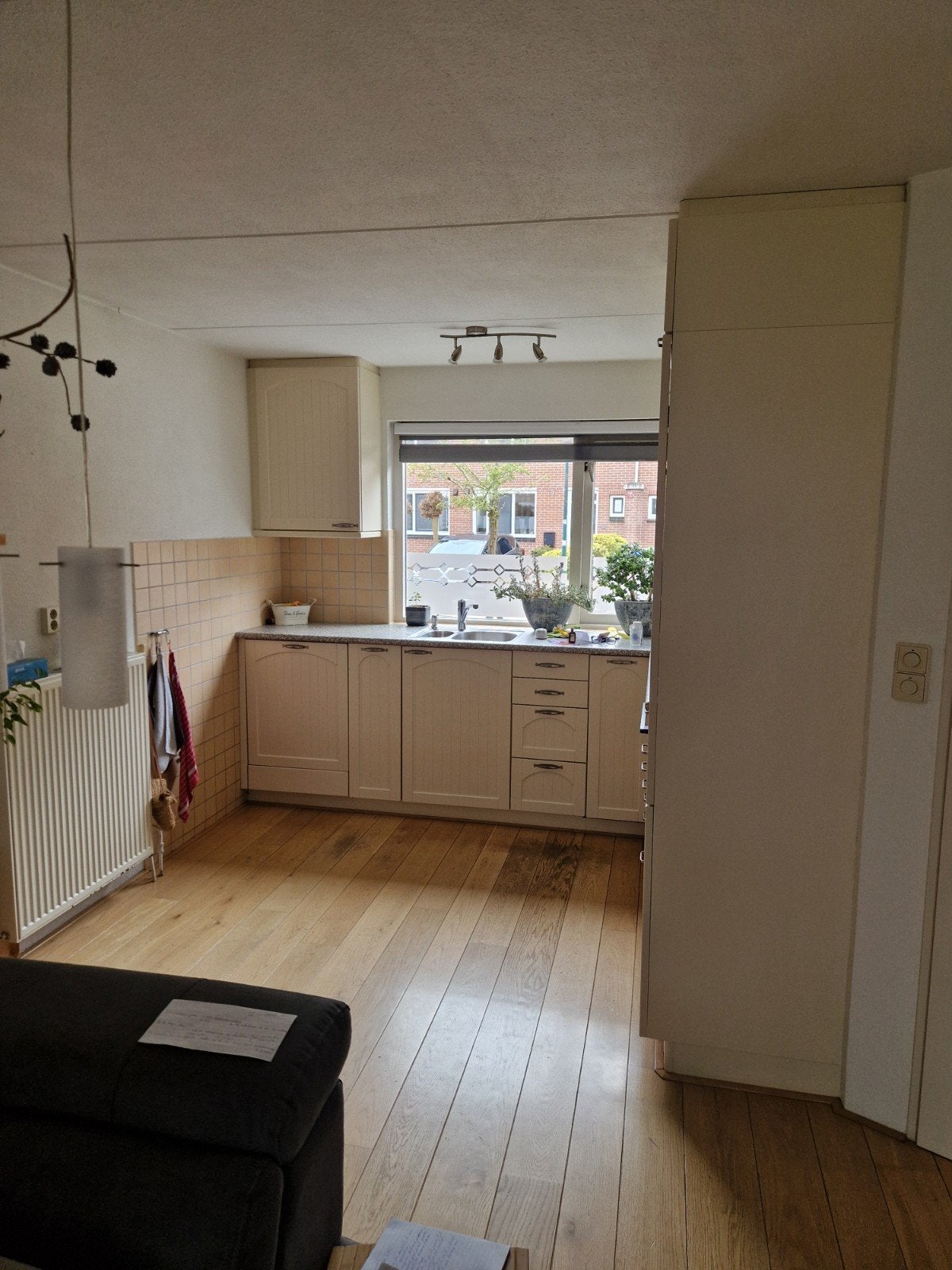 Tulp keuken, 22 jaar oud, met recente apparatuur, Huis en Inrichting, Keuken | Complete keukens, Gebruikt, Overige materialen
