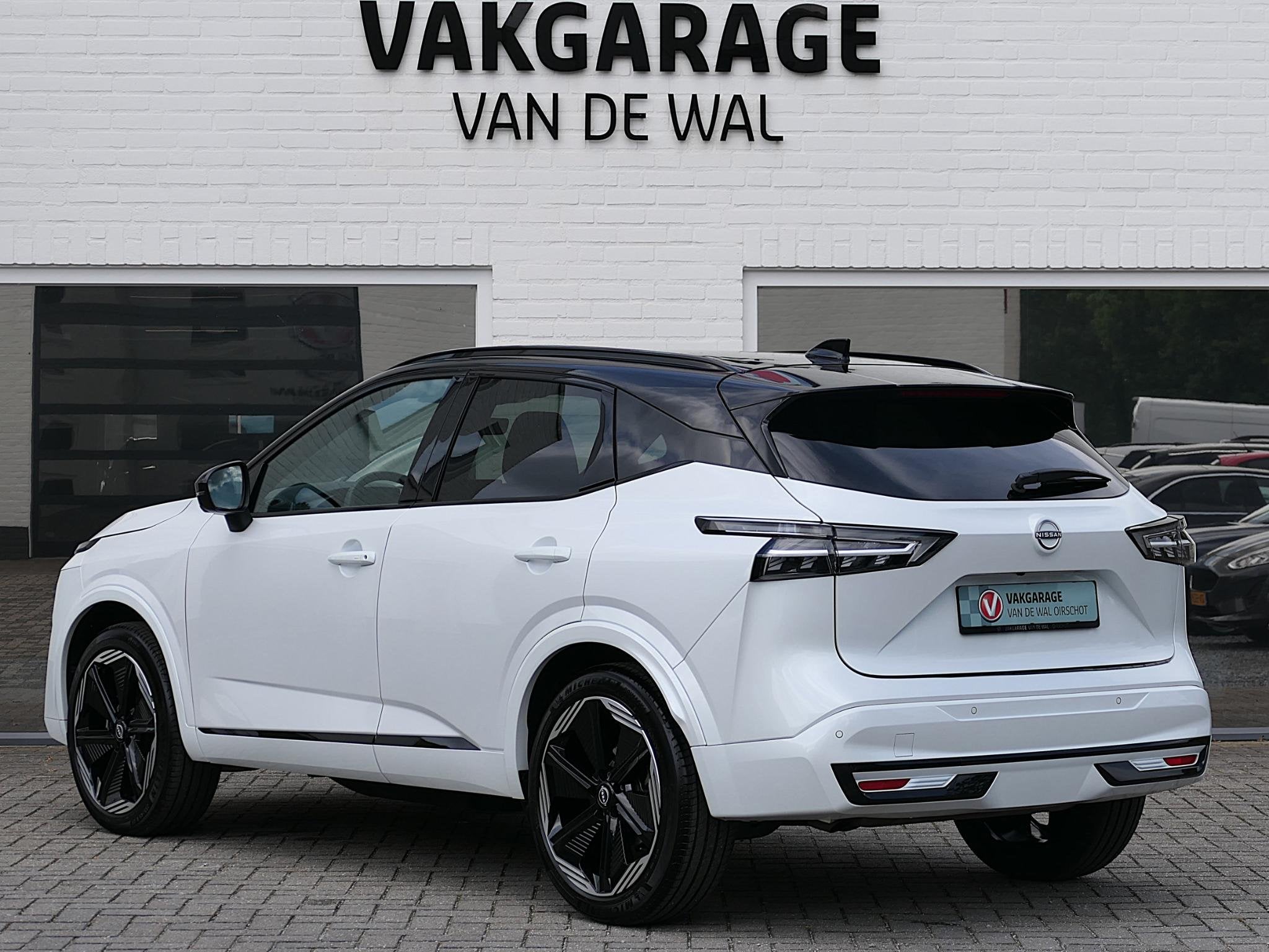 Nissan Qashqai 1.3 MHEV Xtronic N-Design | Panoramadak | BOS, Auto's, Euro 6, 4 cilinders, Wit, 1365 kg