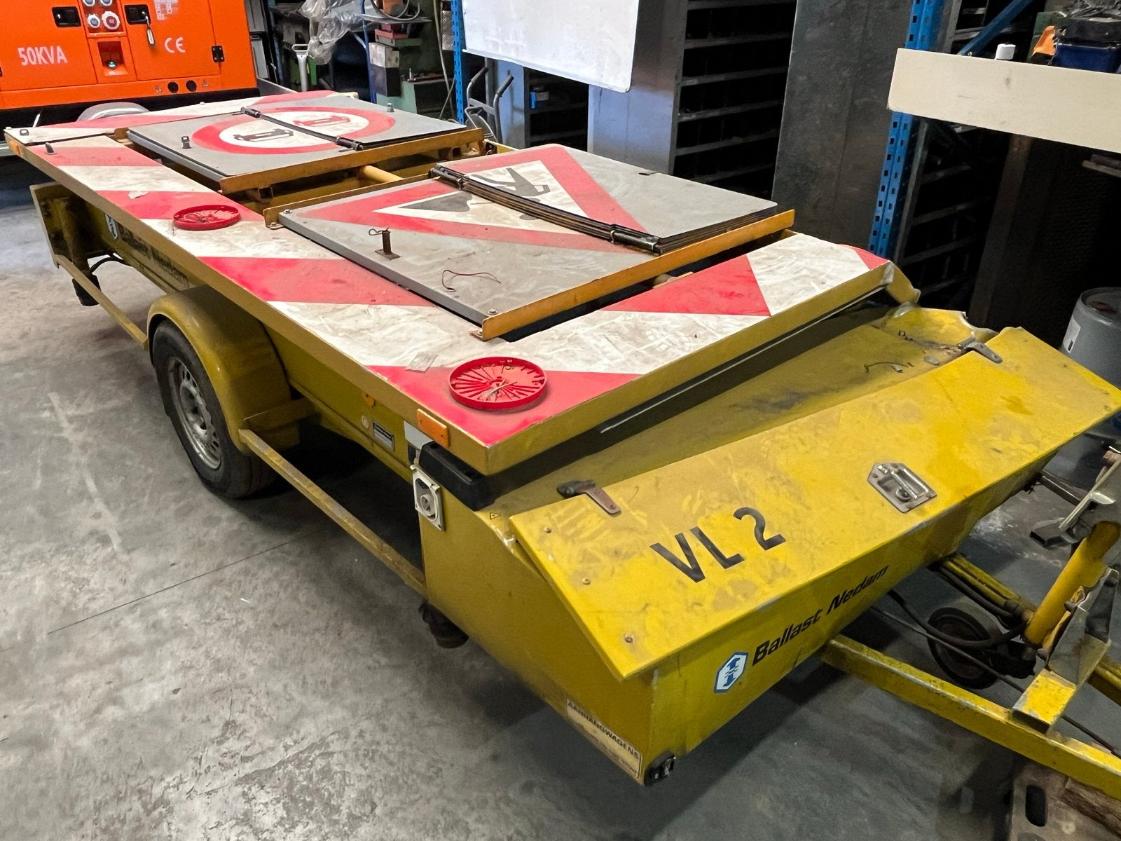Aktiewagen 3300x1700  met schade markeeringsframe,, Ophalen, Gebruikt