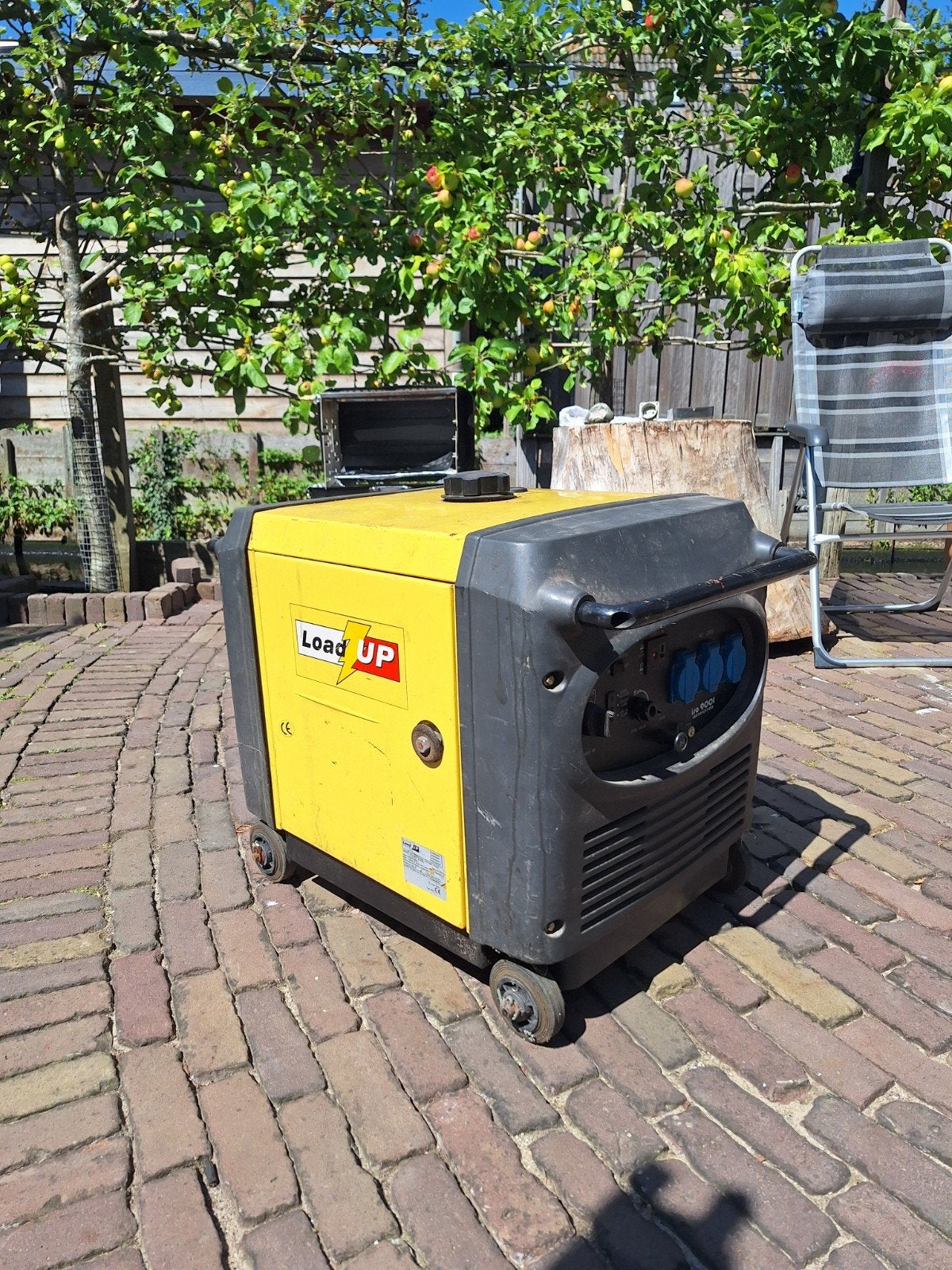 Aggregaat met doorgesmolten kabelboom, Ophalen