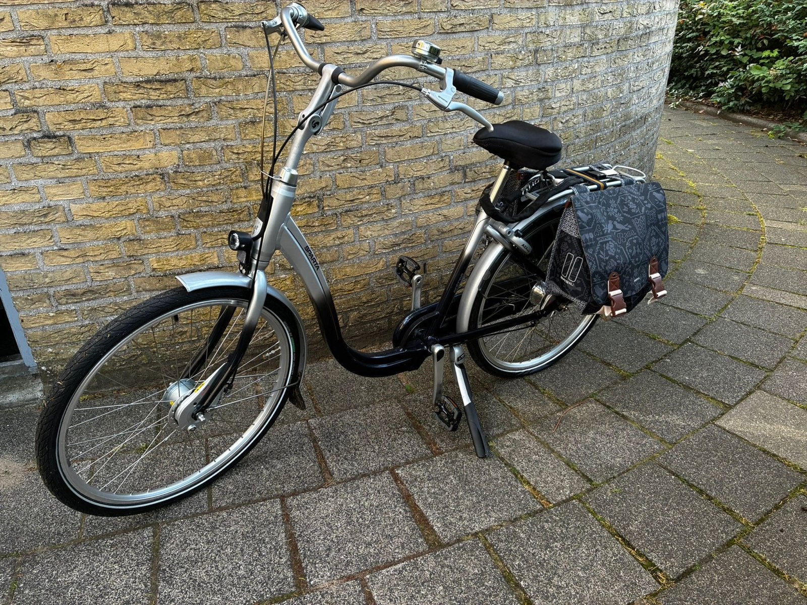 Damesfiets sparta met lage instap en fietstassen, Ophalen, Sparta, (Extra) lage instap, Velgrem