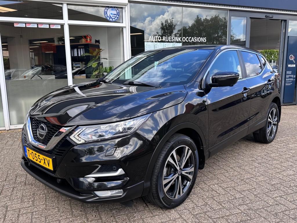 Nissan QASHQAI 1.3 DIG-T BUS. ED., Auto's, Gebruikt, 4 cilinders, Zwart, Bedrijf