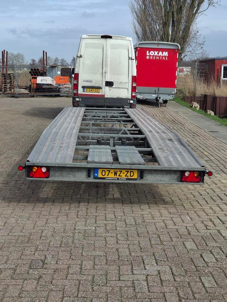 Robuuste autoambulance met drie assen ex btw, Auto diversen, Aanhangers en Bagagewagens, Ophalen of Verzenden, Gebruikt