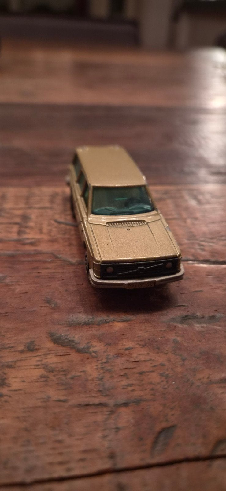 Majorette Volvo 245 DL Schaalmodel - Goudkleurig, Overige merken, Gebruikt, 1:50 of kleiner, Auto