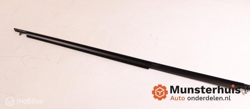 Raamrubber linksachter Toyota Corolla '19-'23 75740-02470, Nieuw, Toyota, Ophalen of Verzenden, Toyota
