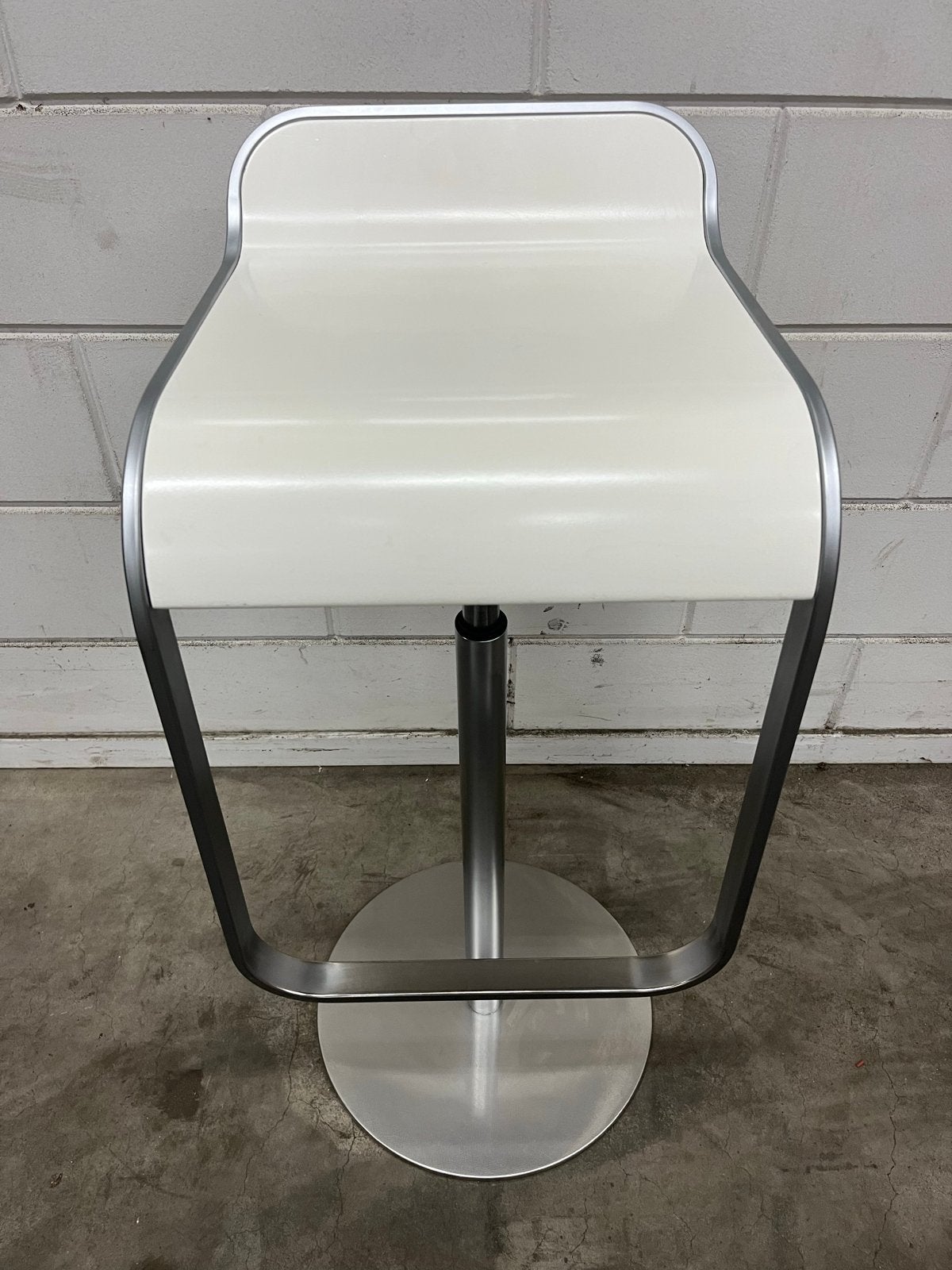 Foto 4 van La Palma Lem S80 - in hoogte verstelbare design kruk