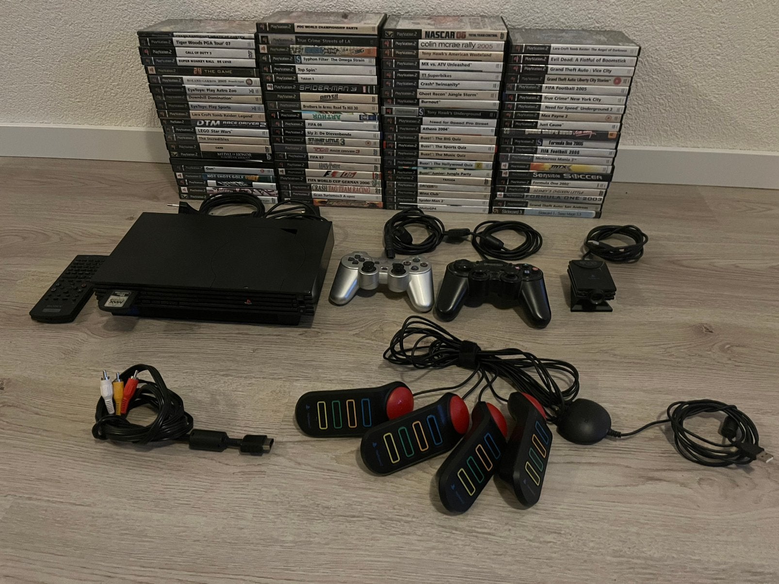 Playstation 2 met toebehoren, Spelcomputers en Games, Met 2 controllers, Ophalen of Verzenden, Gebruikt, Met games