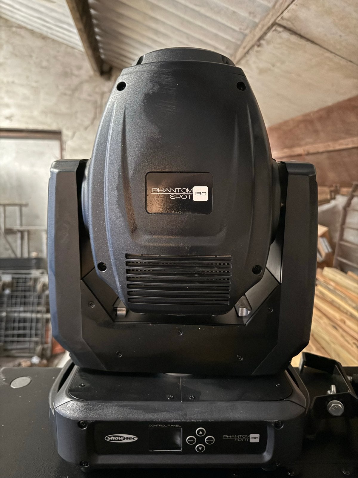 Showtec Phantom Spot 130 LED Moving Head, Muziek en Instrumenten, Ophalen, Gebruikt, Licht, Kleur