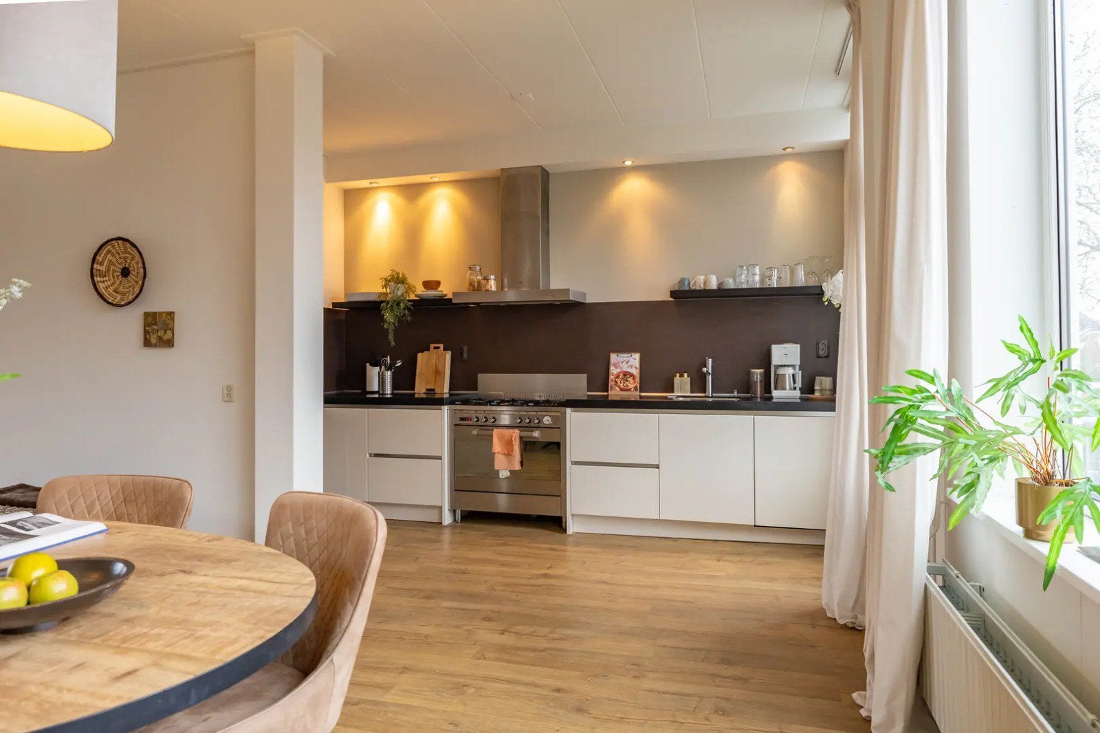 Mooie keuken van goede kwaliteit, Huis en Inrichting, Ophalen, Gebruikt, Wit, Enkelwandige keuken