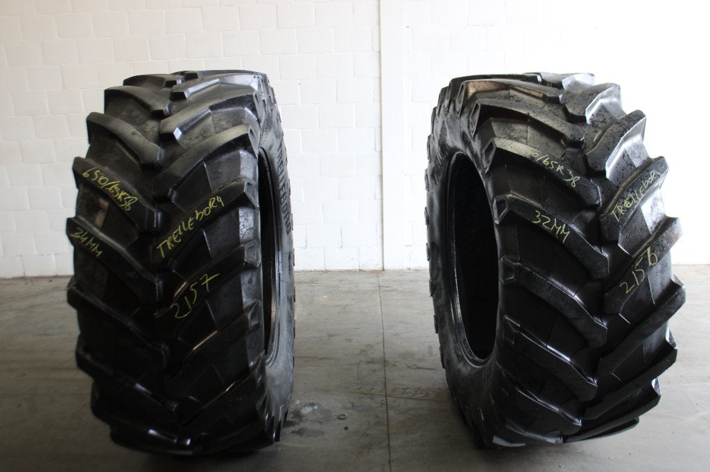 650/65R38 Trelleborg TM800 32mm 2 STUKS, Ophalen