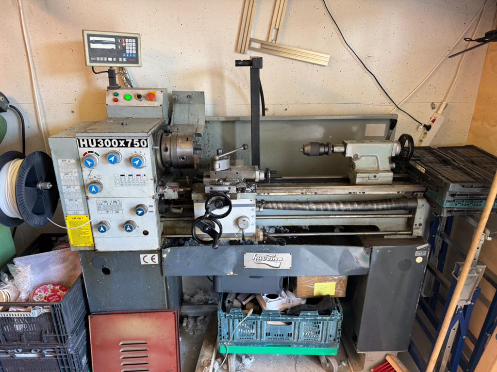 Huvema Draaibank HU 300x750, Doe-het-zelf en Verbouw, Draaibanken, Ophalen, Gebruikt, Metaaldraaibank, 500 tot 1000 mm
