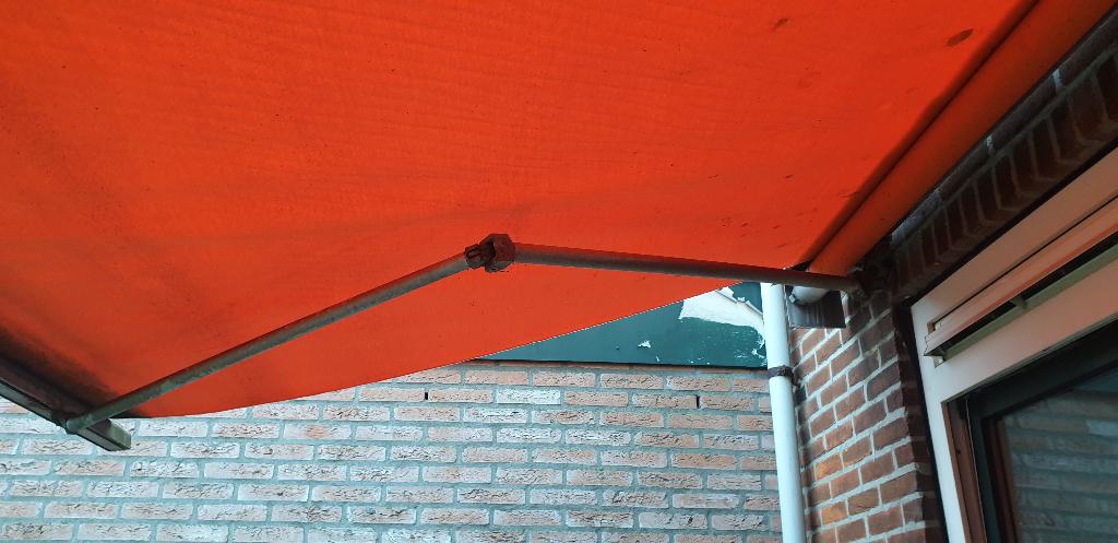 Zonnescherm, Tuin en Terras, Zonneschermen, Gebruikt, 450 cm of meer, Ophalen of Verzenden, 150 tot 300 cm