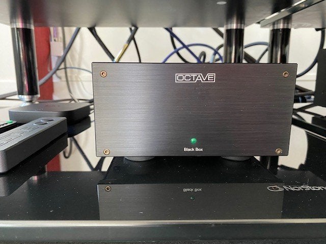 Octave Black Box, Ophalen, Zo goed als nieuw, 120 watt of meer, Overige merken