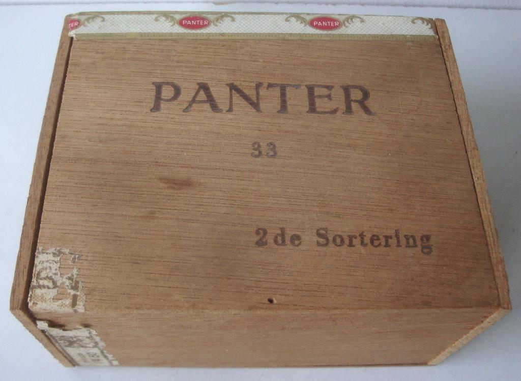 Panter sigaren H. & J. van Schuppen Veenendaal kistje en doo, Ophalen of Verzenden, Zo goed als nieuw, Tabaksdoos of Verpakking