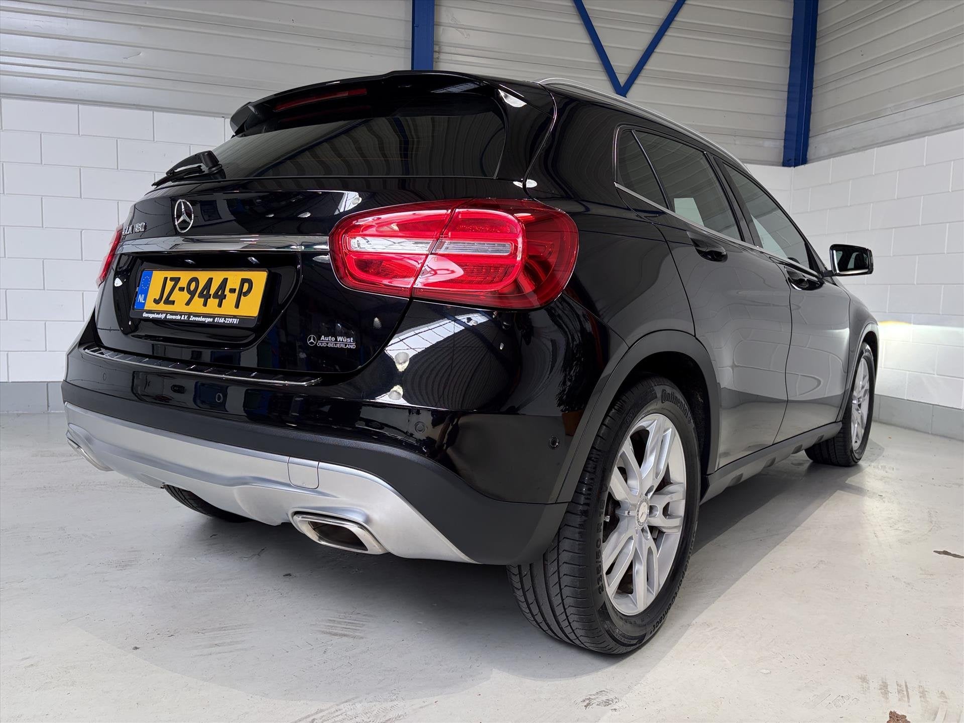 Mercedes GLA-Klasse 180 122pk 7G-DCT. Camera, Cruise, 24dkm!, Auto's, Gebruikt, 4 cilinders, 715 kg, Bi-Xenon koplampen