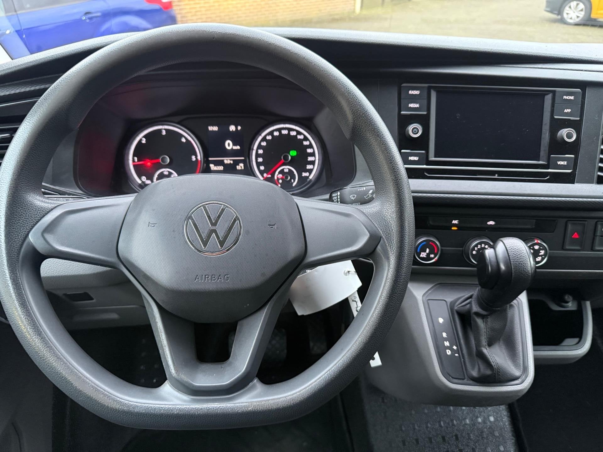 Volkswagen Transporter 2.0 TDI L2H1 150PK LED DSG imperiaal, Gebruikt, Euro 6, 4 cilinders, 150 pk
