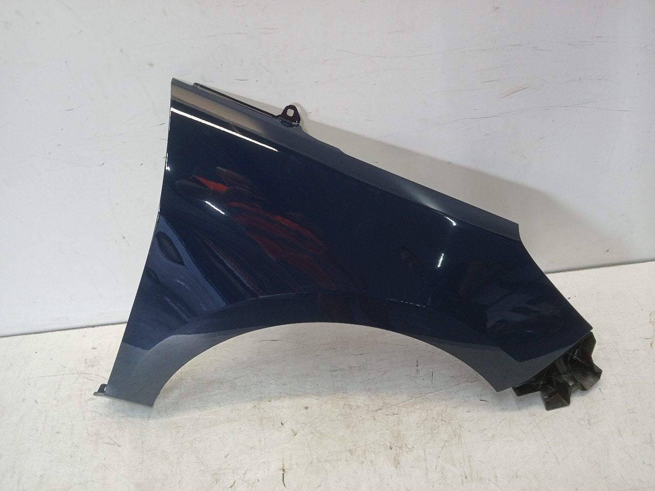 Spatbord rechts voor Ford Fiesta, Onderdelen@venauto.nl, Van der Ven Autorecycling B.V., Gebruikt, Ettenseweg 76, 4706 PB Roosendaal, The Netherlands