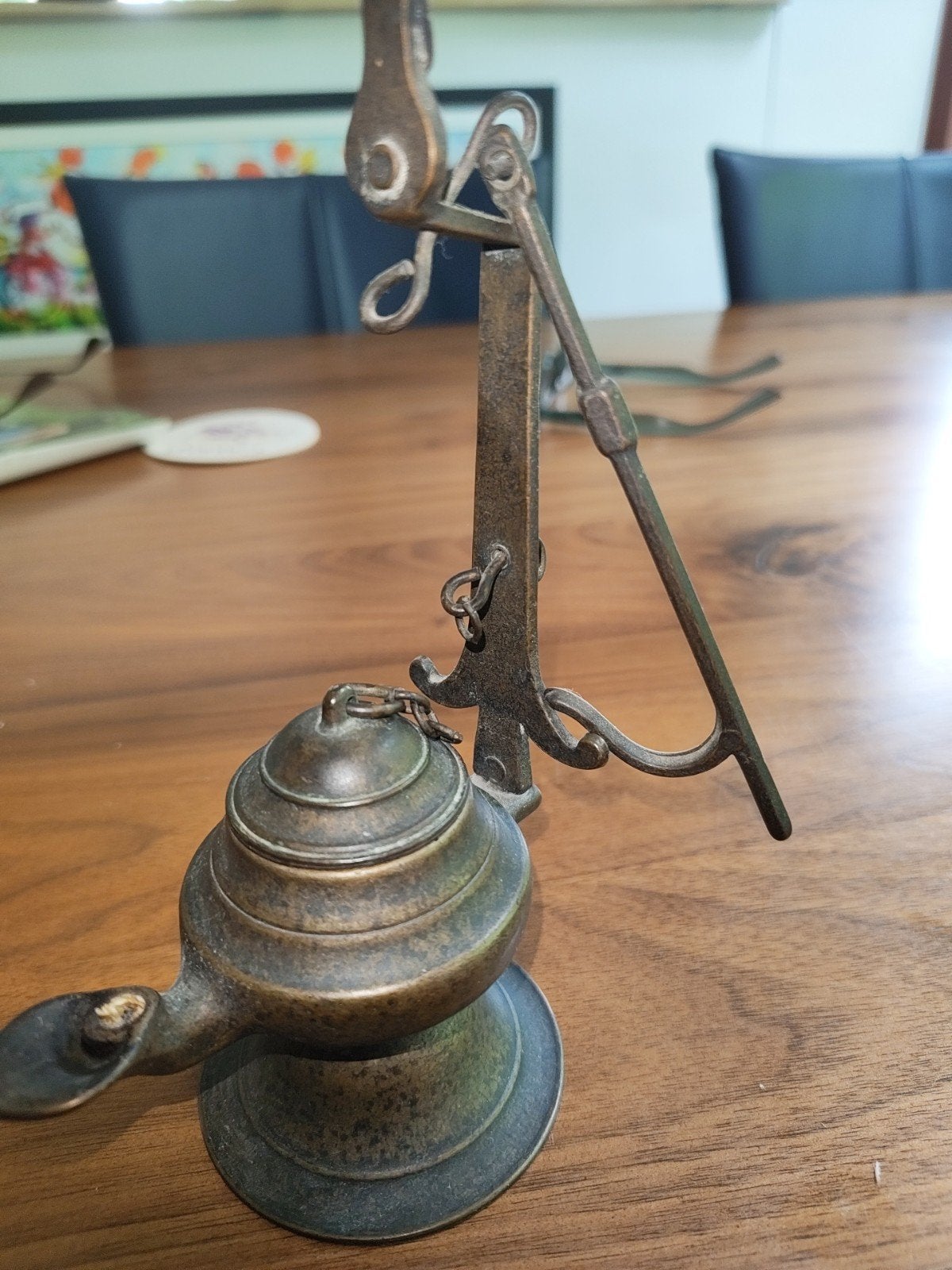 Antieke olielamp met standaard - Brons, Ophalen of Verzenden
